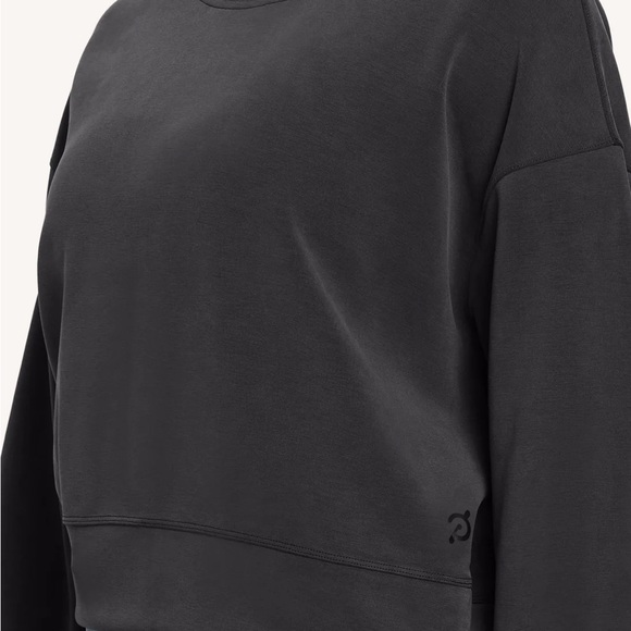 lululemon / 4 / Perfectly Oversized Crop Crew / Softstream / Charcoal / Comfy - Picture 4 of 8